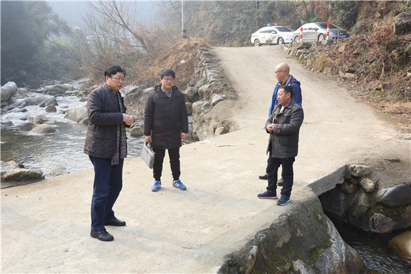 邓院长视察夏家河1 (2).JPG