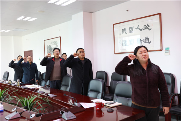 重温入党誓词.JPG