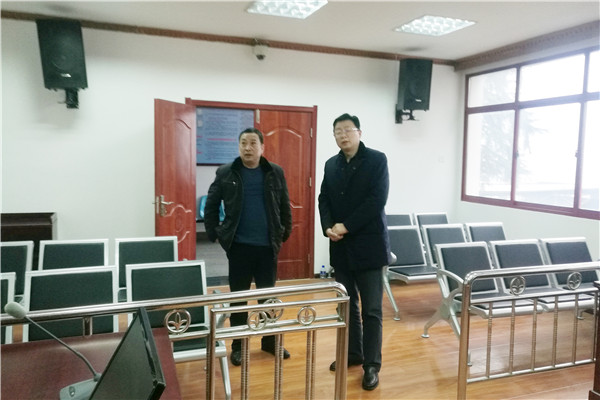 检查乐天溪法庭工作.jpg