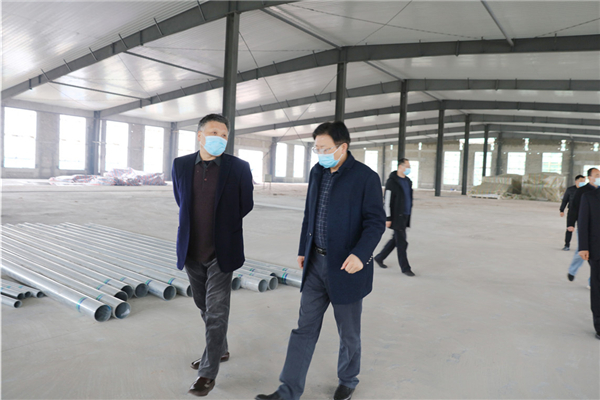 邓院长走访湖北夷盟包装材料公司2.JPG