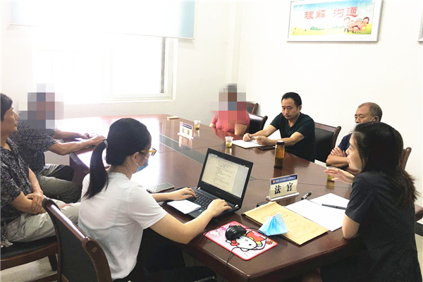 调解现场.jpg