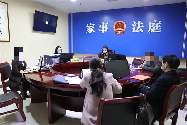 庭审现场.jpg